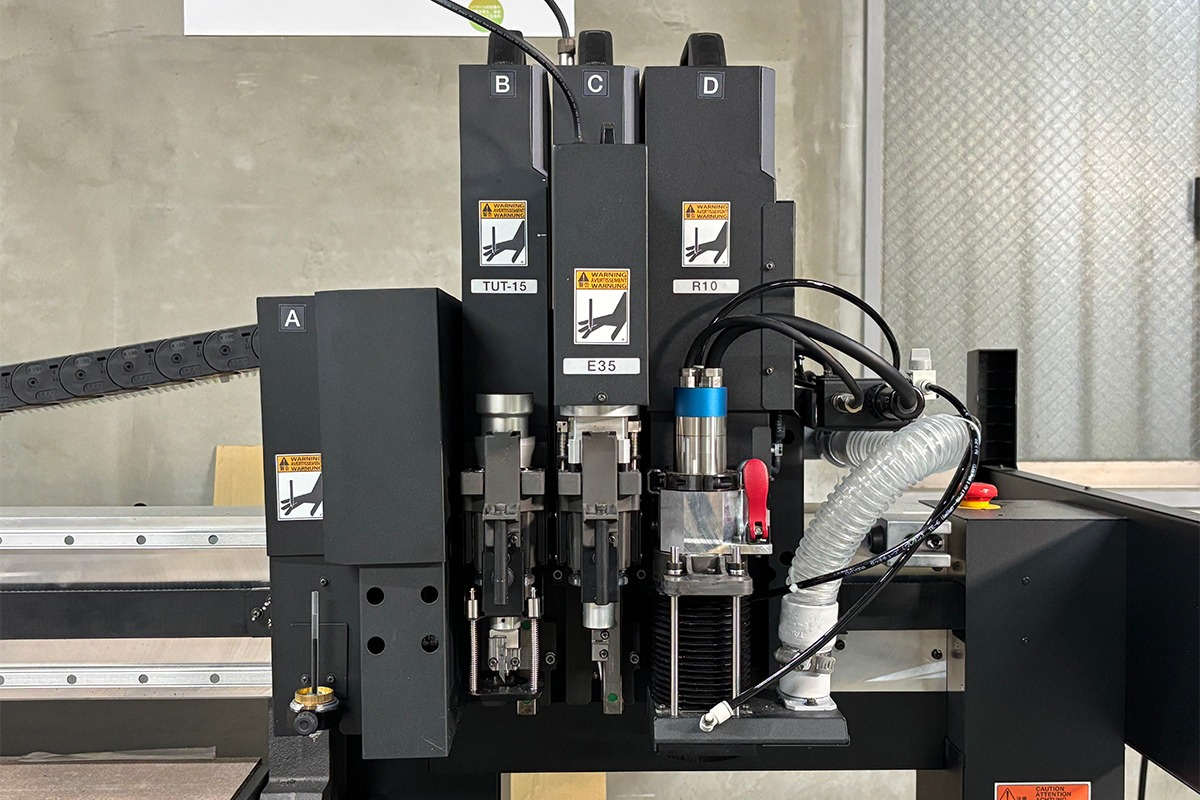 CFX最大能同時搭載4個刀具